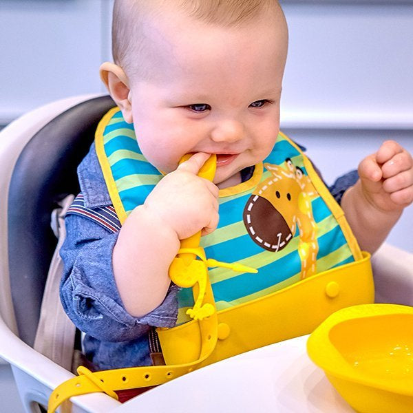 Travel Bib (Set of 2 Bibs)